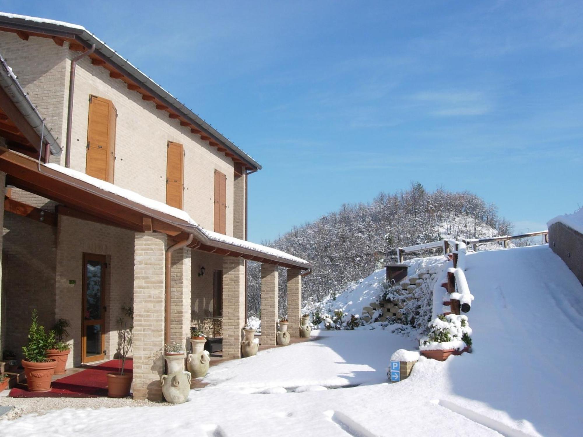 Colleverde Country House & Spa أوربينو المظهر الخارجي الصورة