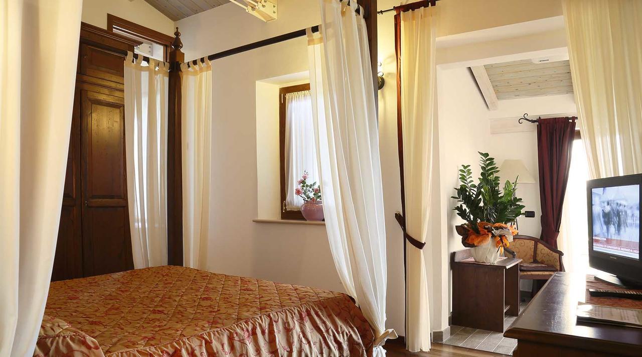 Colleverde Country House & Spa أوربينو المظهر الخارجي الصورة